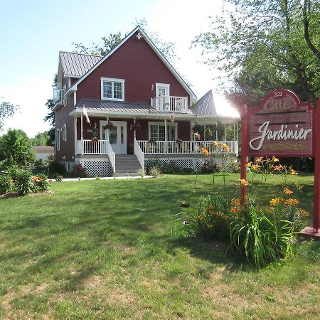 Venise-en-Québec Gite La Maison Du Jardinier מראה חיצוני תמונה